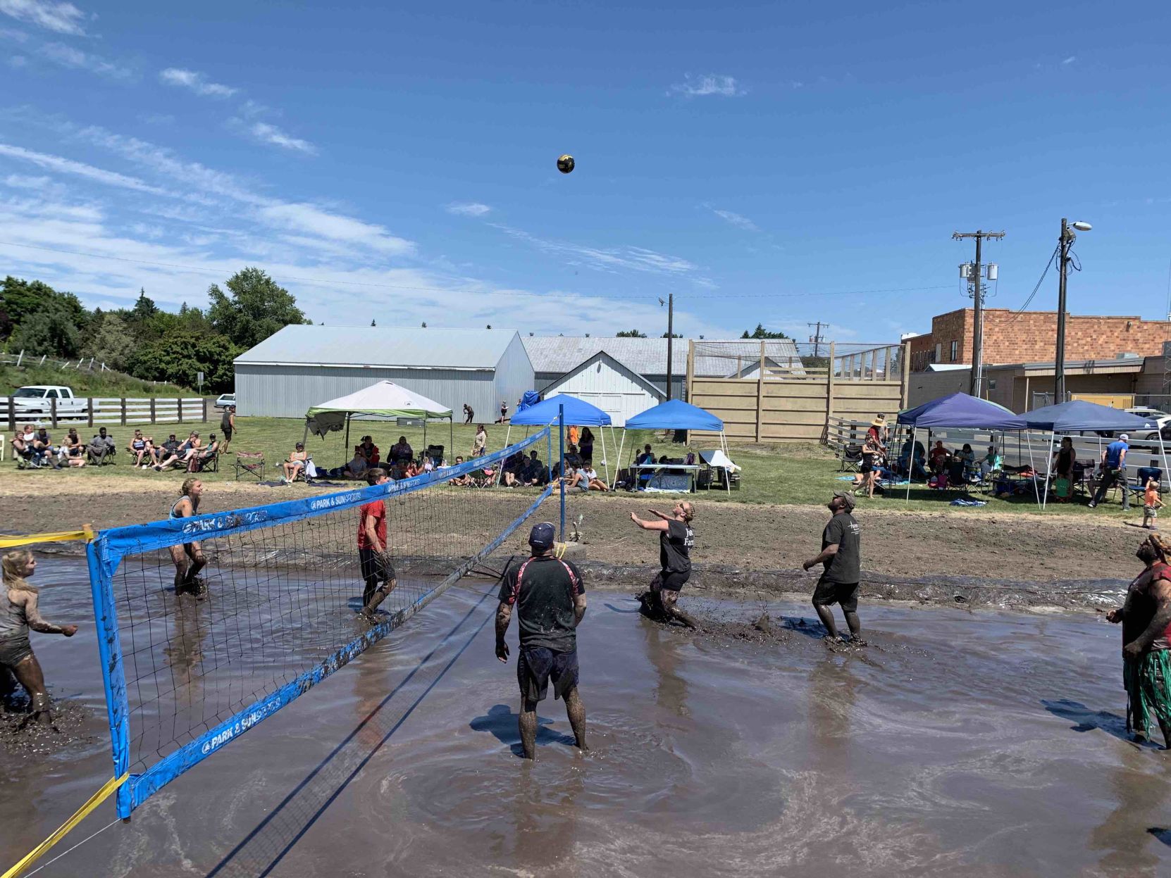 MudVOlleyball3.jpg